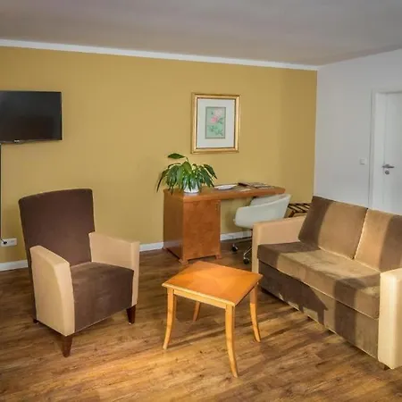 Business-apartment 1 Mit Kueche & Kostenfreiem Parkplatz Appartamento